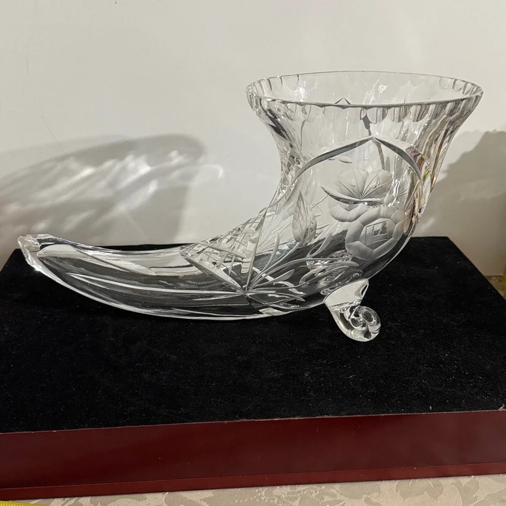Beautiful Vintage West Germany Cornucopia Vase Hand Cut and Etched Crystal